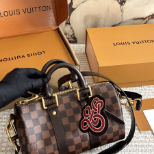 루이비통 니고 키폴 XS21 필로우백