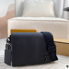 루이비통 테이크오프 메신저 백