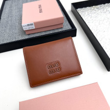 미우미우 램스킨 단지갑