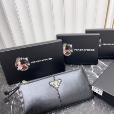 프라다 동전 겸용 지갑